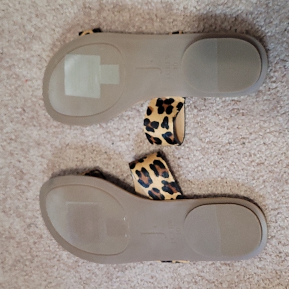 Sandals - Picture 4 of 4